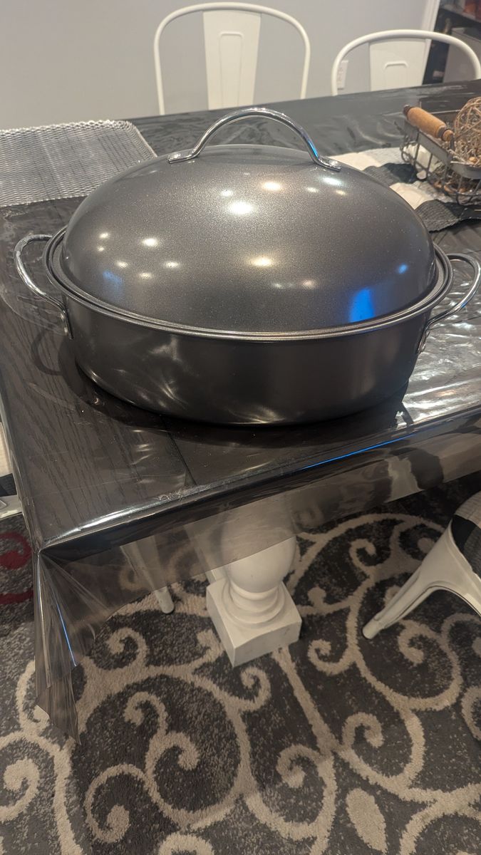 Roasting pan