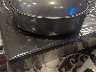 Roasting pan