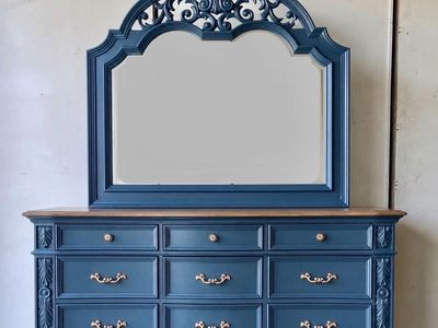 Stunning large dresser with mirror