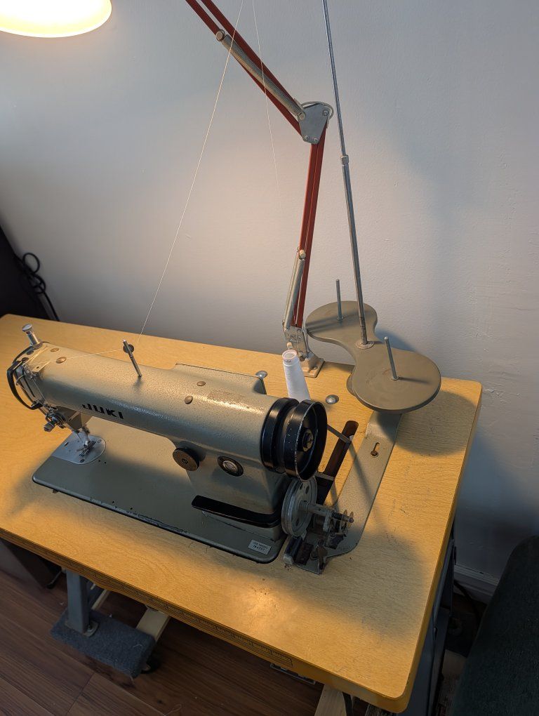 Main image 4
