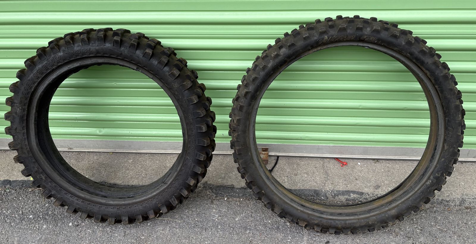 Dirt Bike Tires with Bibs