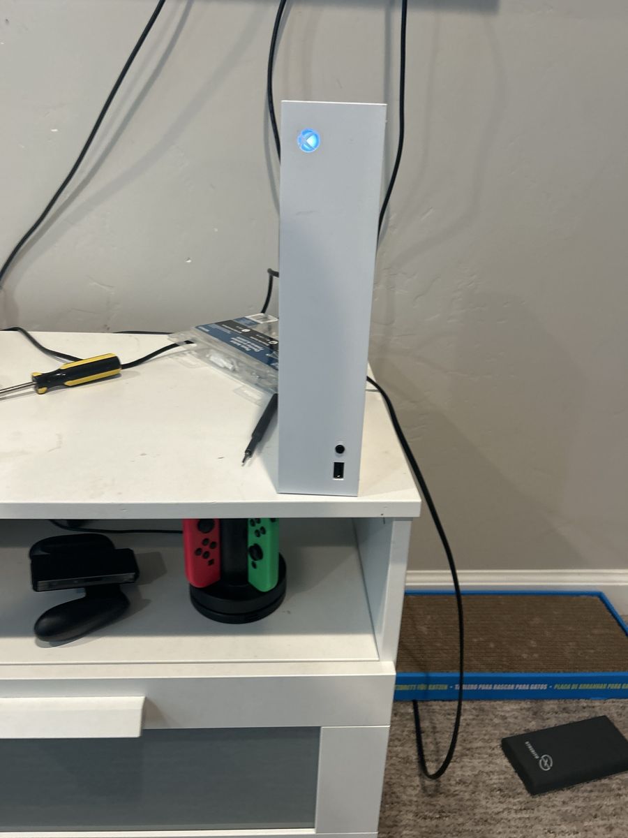 Microsoft Xbox Series X|S Wireless Controller - Robot White