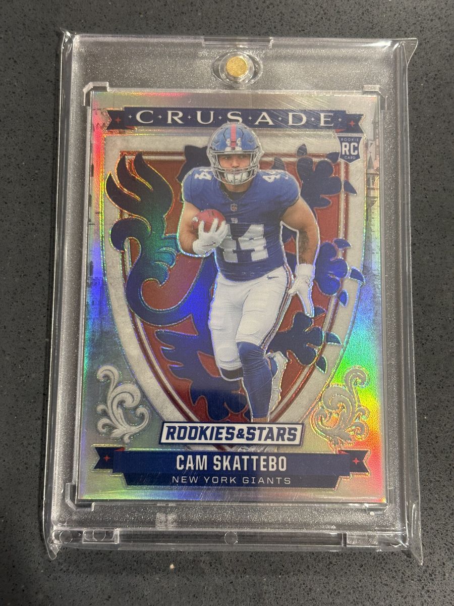 Cam Skattebo Giants Rookie Crusade Refractor Holo