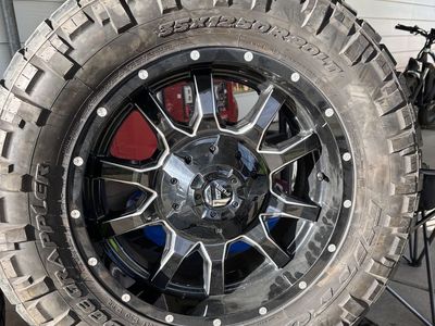 35x12.50r20 nitto ridge grappler 8x6.5 fuel wheels