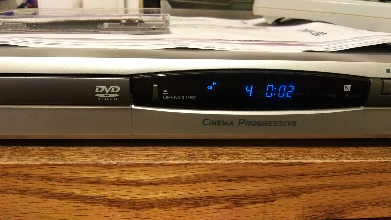 CD/DVD players.  They all work well.