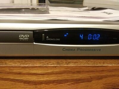 CD/DVD players. They all work well.