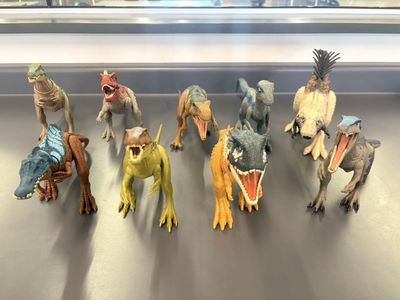 Jurrassic World Dinosaurs Lot of 9!