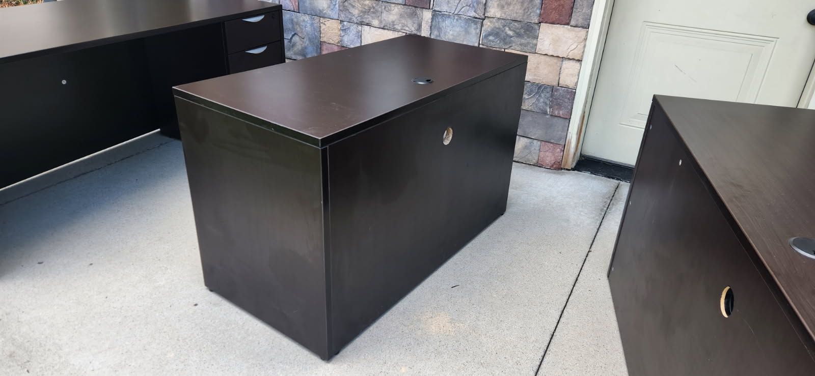 FREE Desks