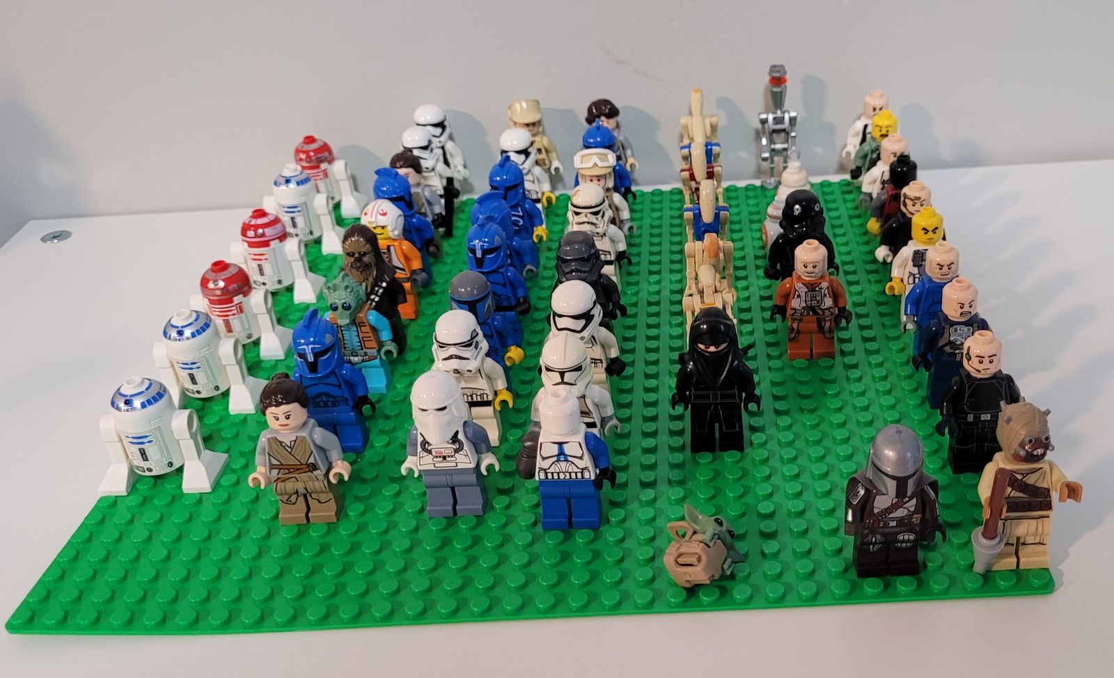 55 Lego star wars minifigures-not selling separately