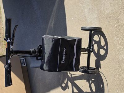 BRAND NEW KNEE SCOOTER BLACK BLESS REACH