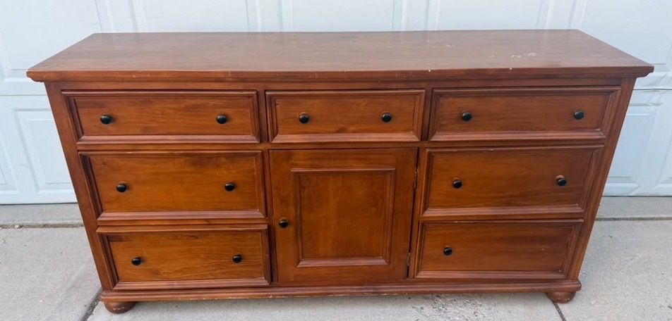 Great dresser