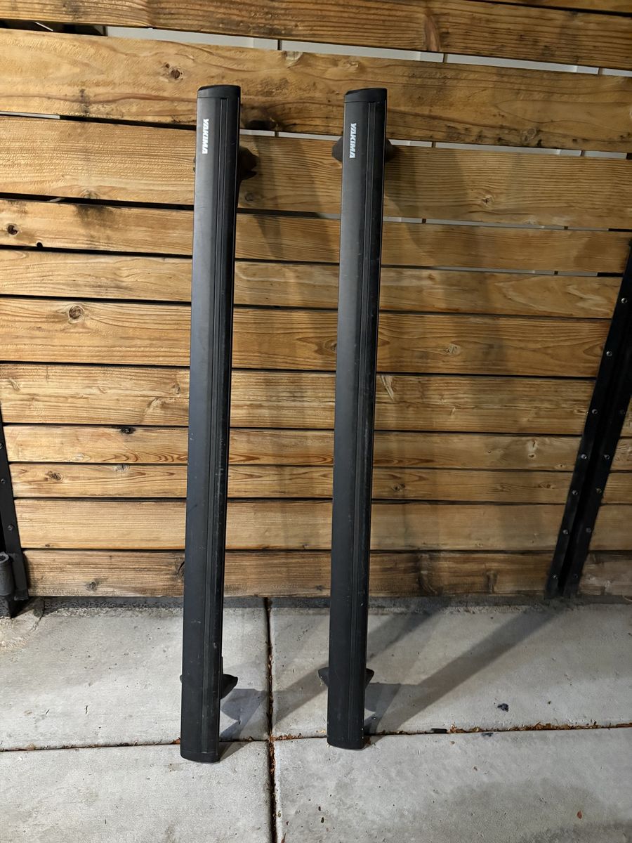 Yakima Black Roof Crossbars Roof Rack Rails