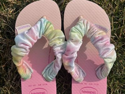 Girls Havaianas Flip Flops Size 10