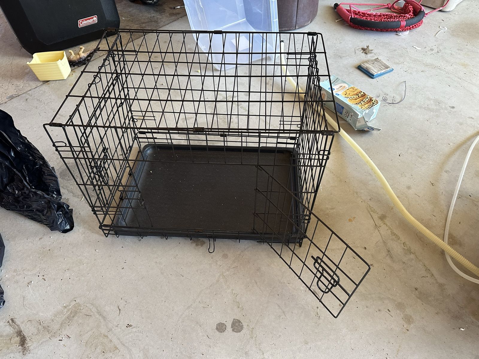 Small dog kennel