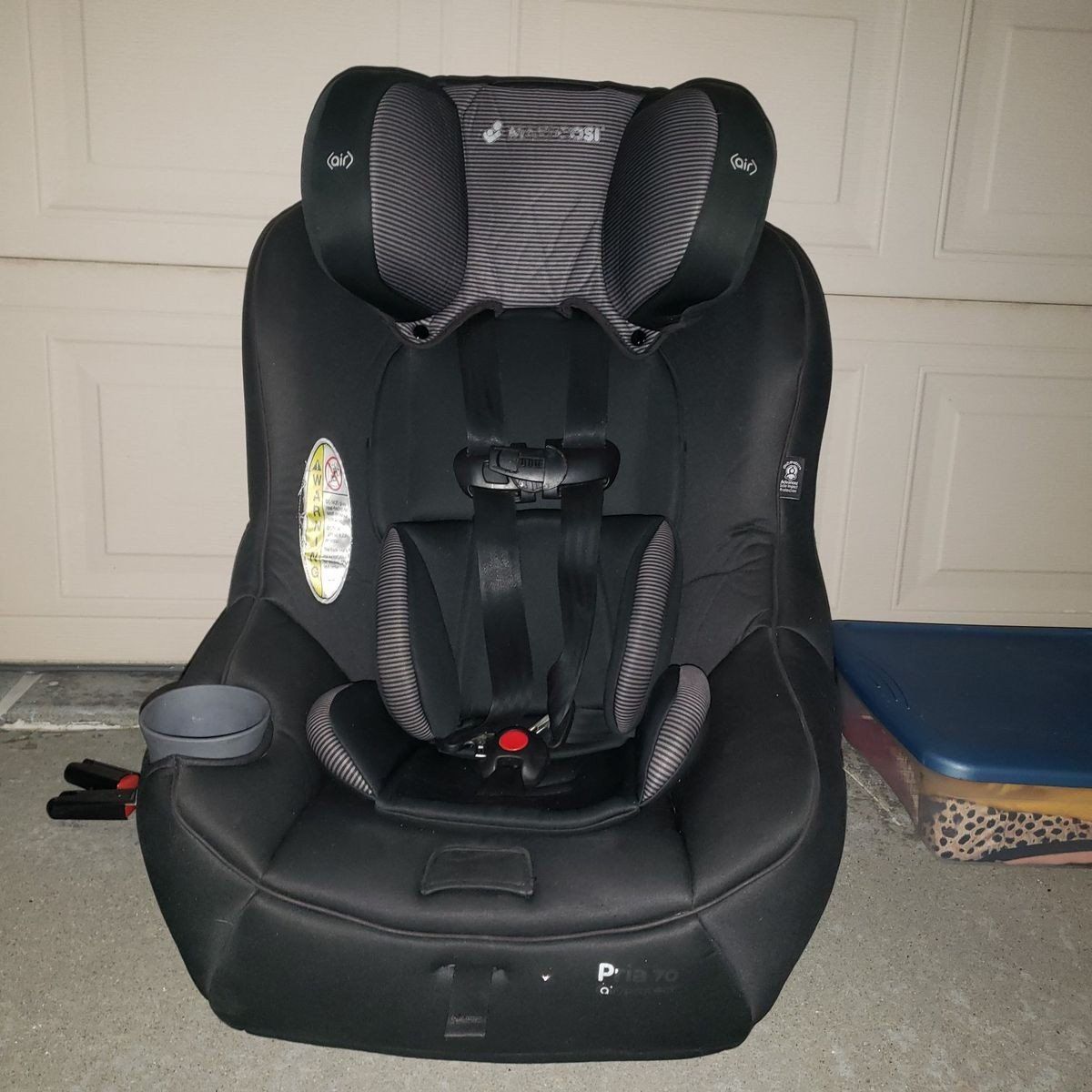 Maxi Cosi car seat