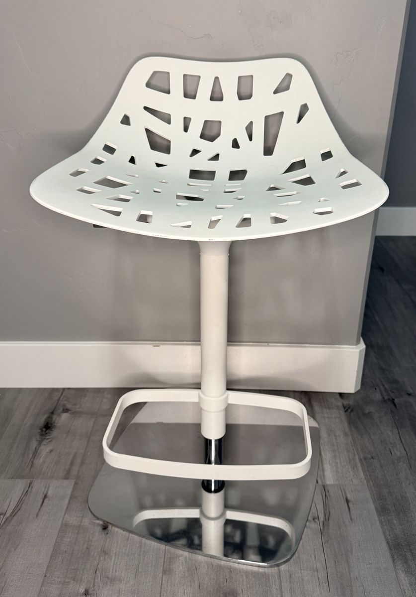 White Metal Adjustable Height Bar Stool