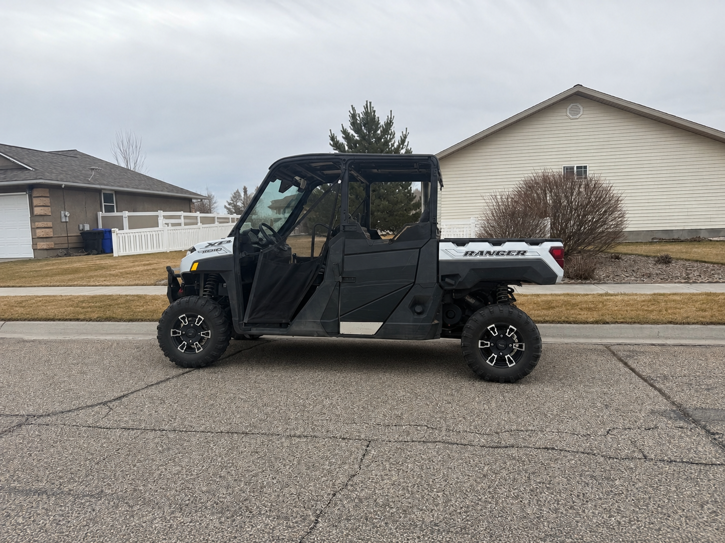 2022 Polaris Ranger XP 1000 Premium – $14,000