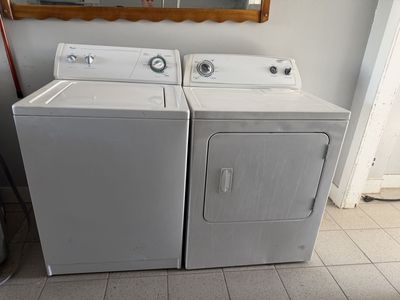 Whirlpool Commercial Quality Washer & Dryer Set - electric Super Capacity, White, Top Load