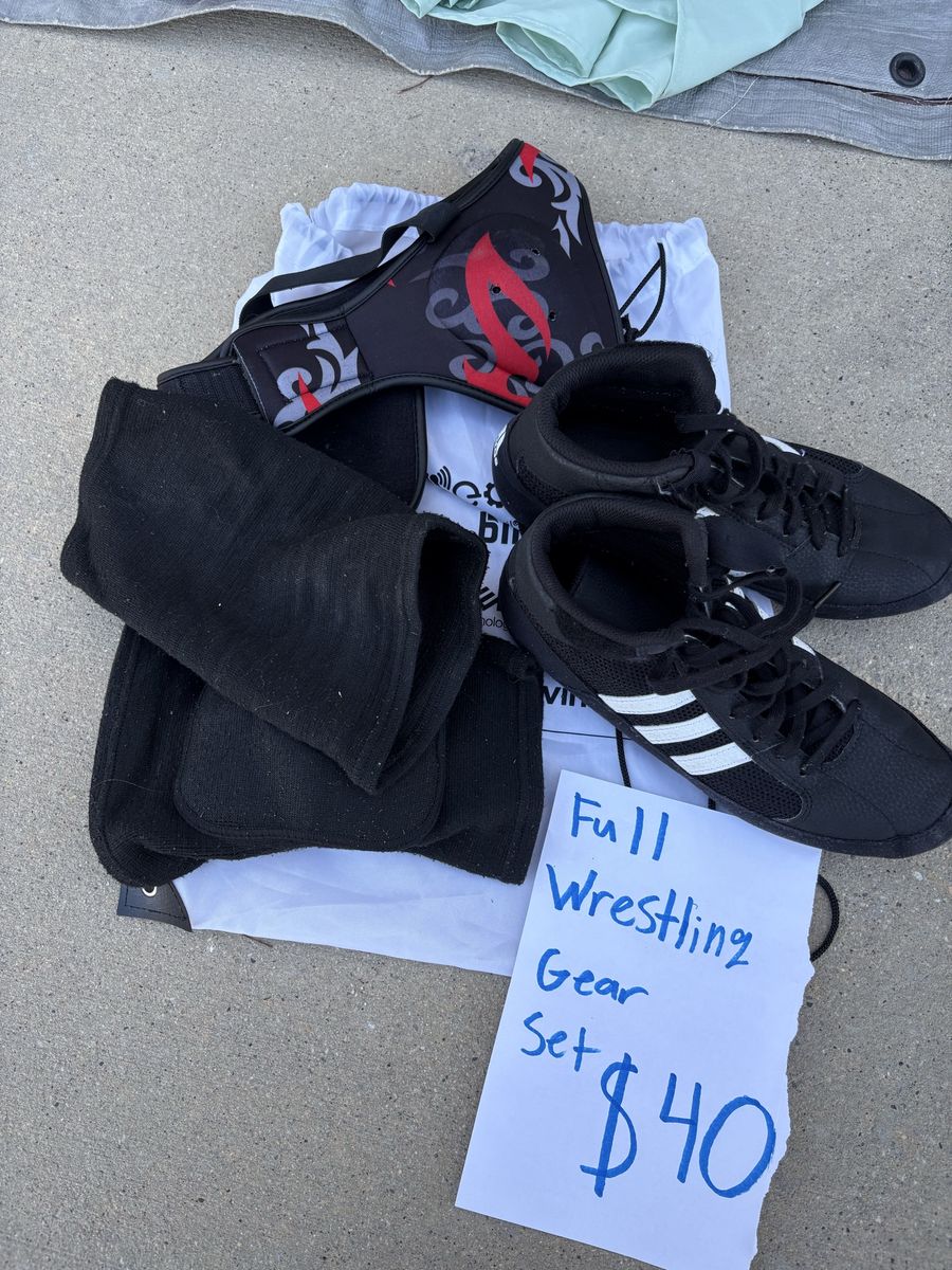Wrestling Gear size 6.5