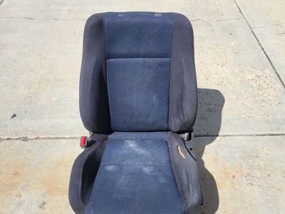 subaru wrx driver seat