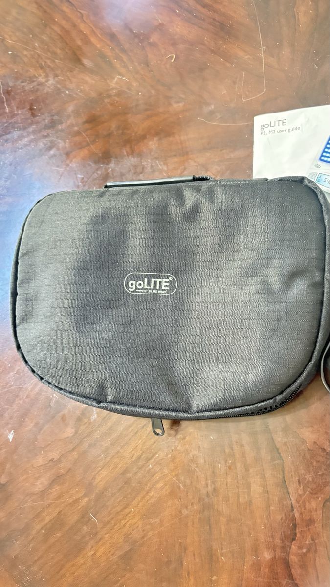 Philips GoLite P2 HF3320 Compact Light Therapy Lamp with Case & Power Adapter