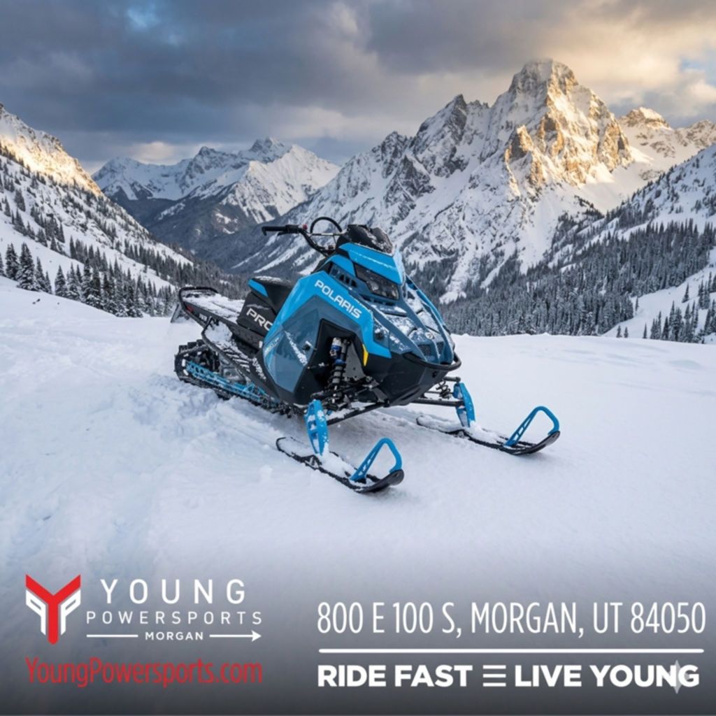 2024 Polaris® 850 PRO RMK Slash 165 Gloss Black