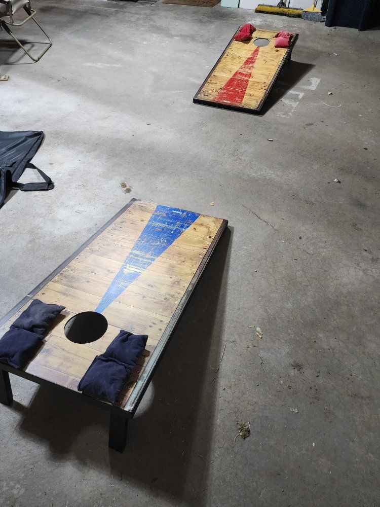 Wooden Cornhole Board with Faux Wood Plank Design and Foldable Legs