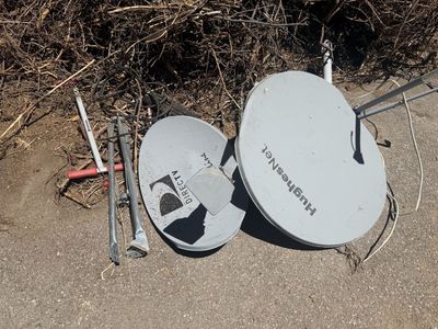 DirecTV & HughesNet Satellite Dish Lot - Used Dishes & Mounting Hardware