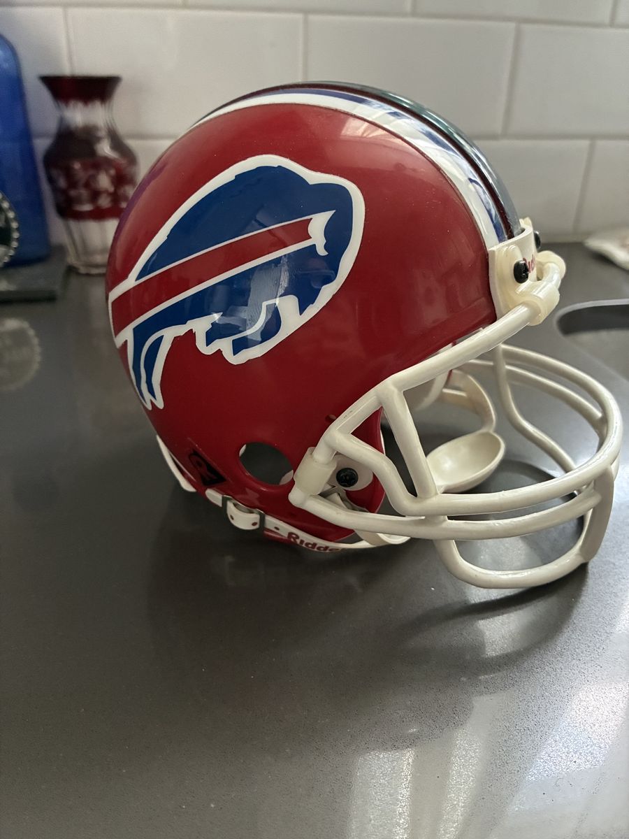 Small collectible football helmet