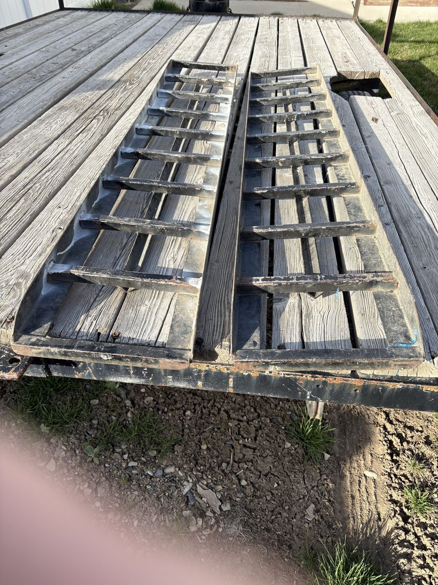 Main image 6