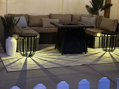 Wicker Outdoor 6 piece Sectional Sofa with coffee table. - New, Assembled