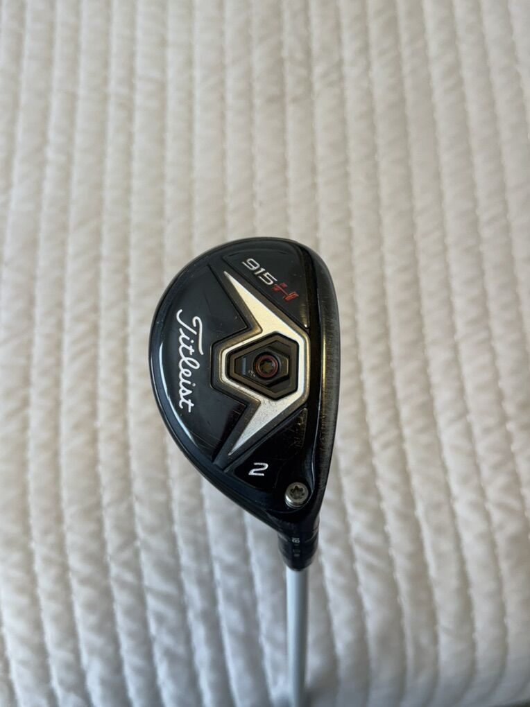 Titleist 915h 2 Hybrid