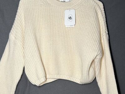 BRAND NEW Womens Nordstrom Rack Sweater