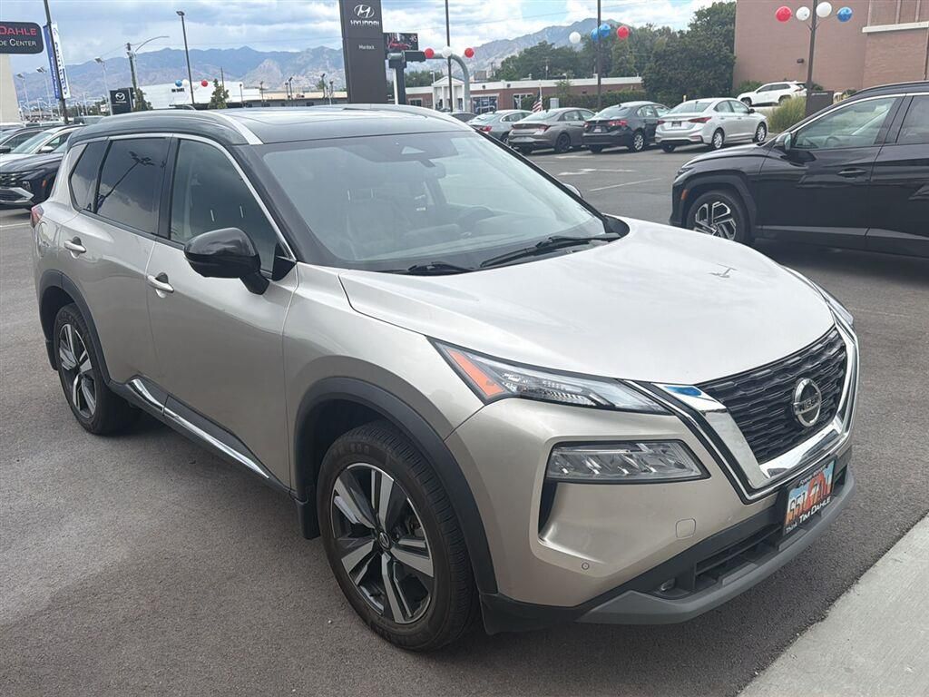 2021 Nissan Rogue SL