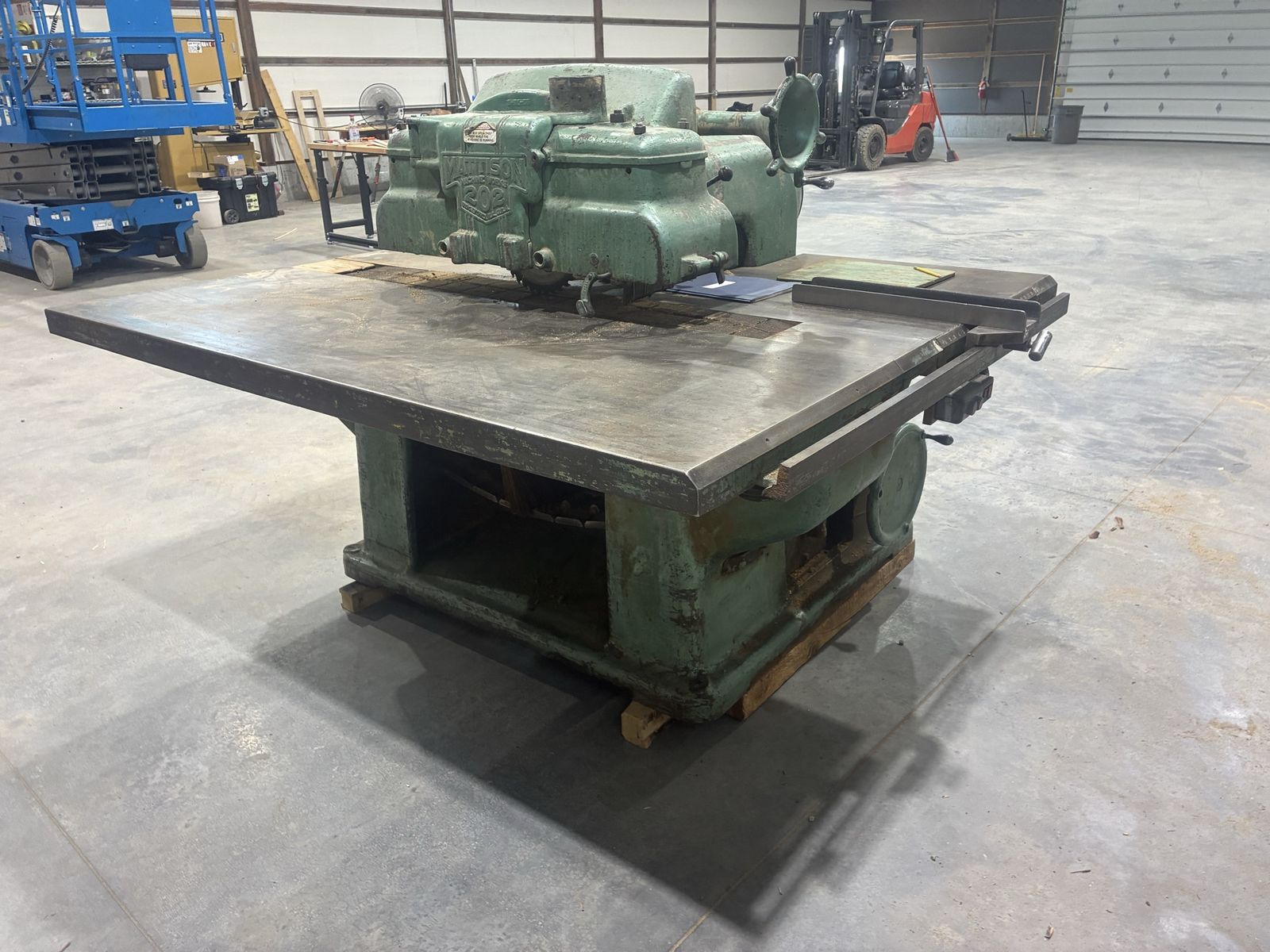 Vintage Mattison No. 202 Straight Line Rip Saw Heavy Industrial Woodworking Machinery. 230v 3 ph.  Runs good. 208-709-7428