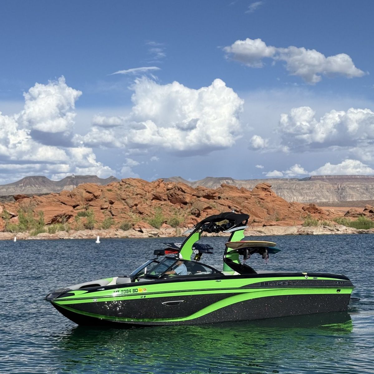 Centurion Ri237 Surf Boat Rental