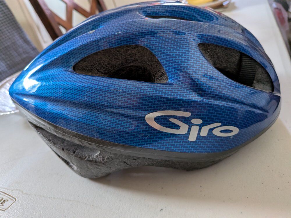 GIRO BIKE HELMET