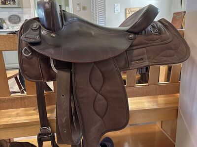 BigHorn 276 16 Western Saddle. Cordura Trail
