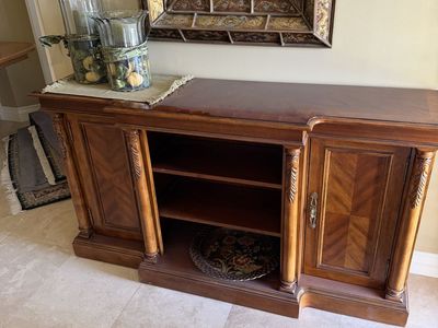 Solid Wood Buffet / Sideboard Cabinet