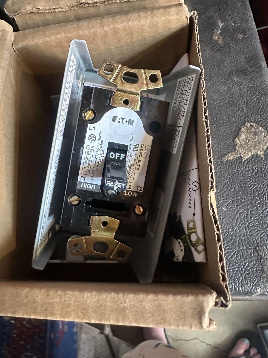 Eaton MST01SN 1 Pole NEMA 1 Manual Motor Starter Switch MST01