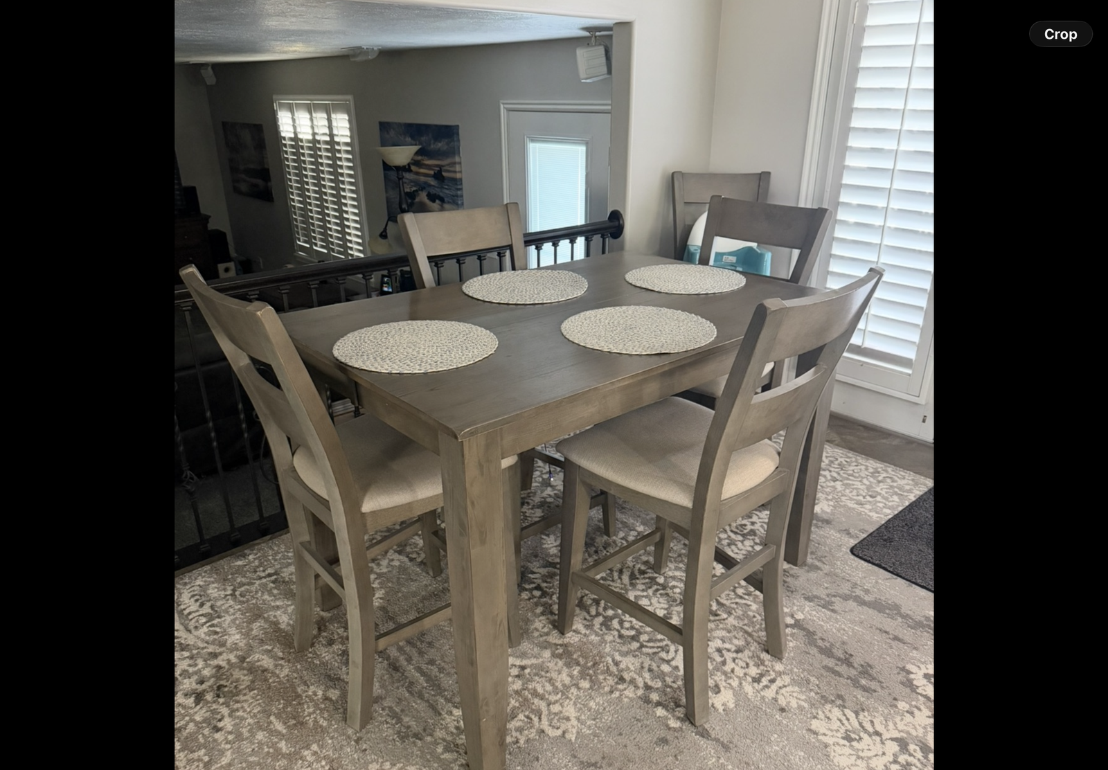 Very nice dinning room set