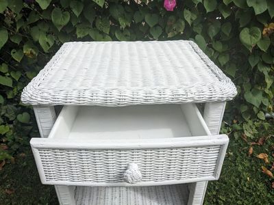 Antiques, Collectibles and Vintage