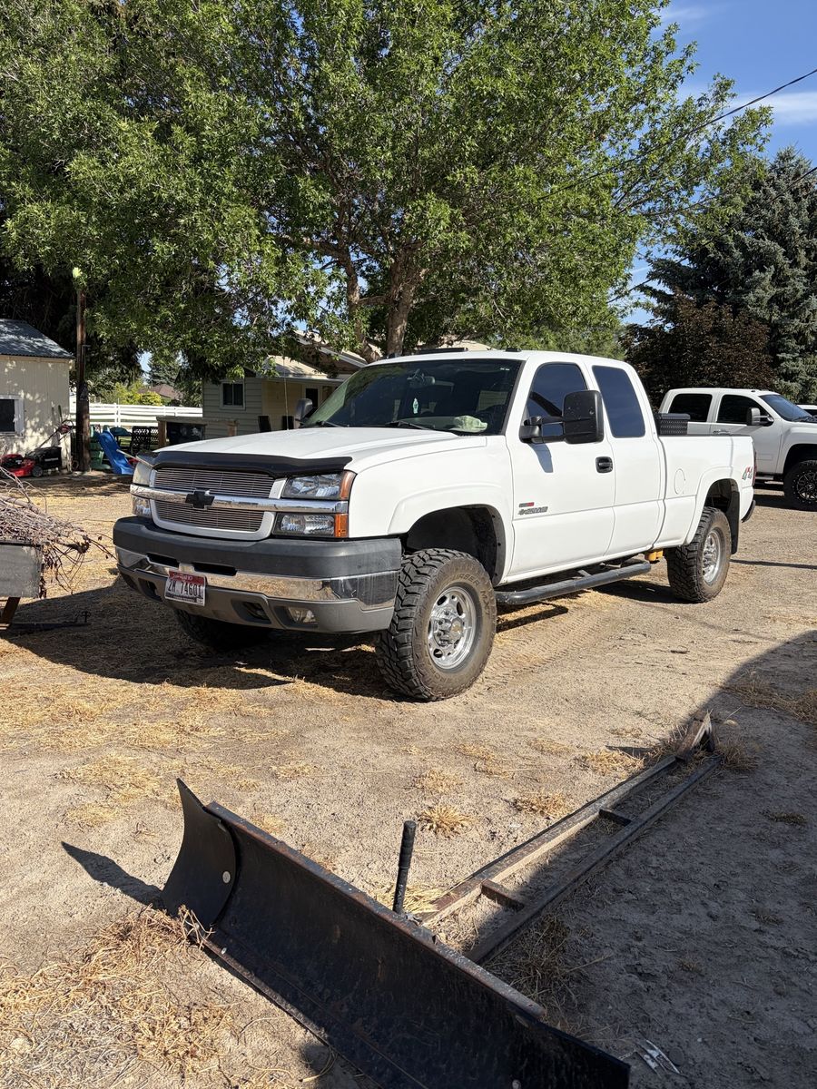 2004 Chevrolet Silverado 2500 