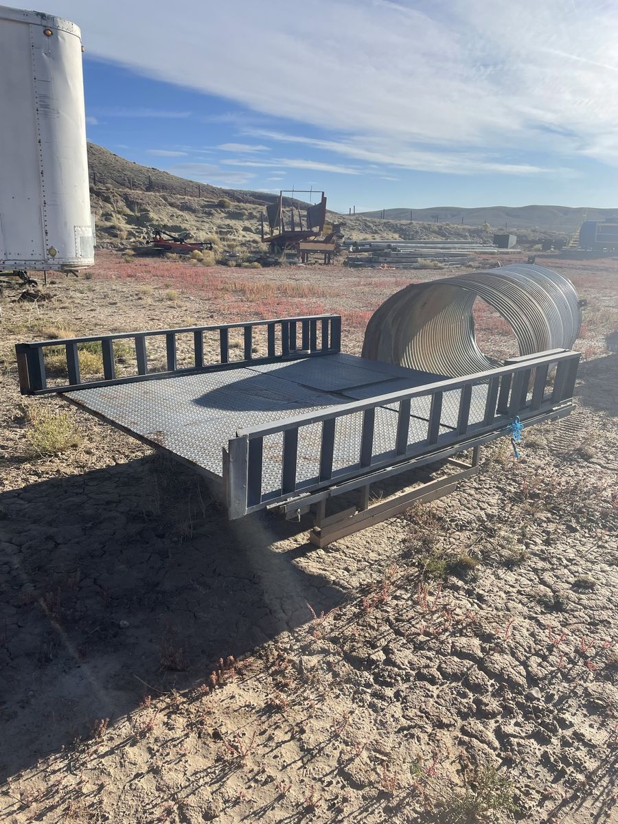 Four wheeler deck