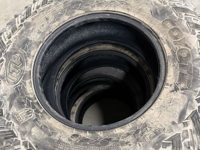 Coyote ITP 32x10R15