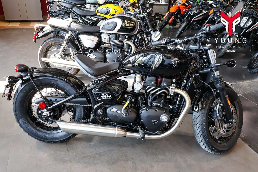 2026 Triumph Bonneville Bobber Jet black