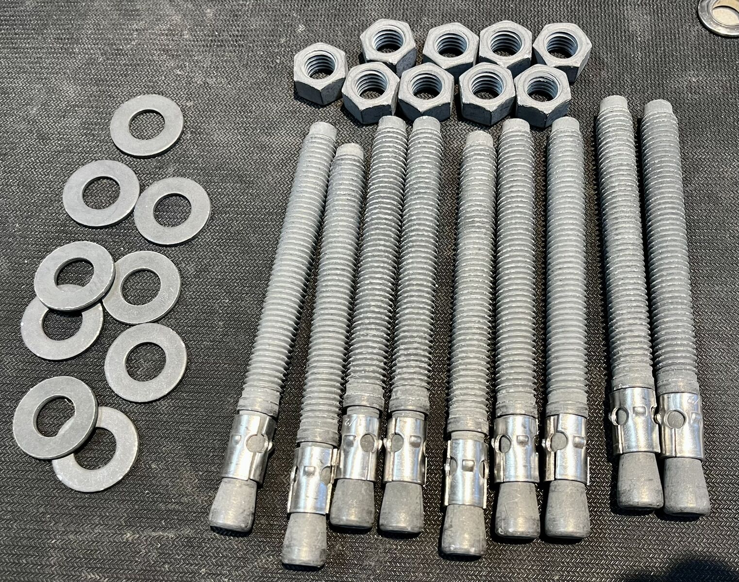 CONFAST 1/2" x 6" Galvanized Wedge Anchor Bolt. 9 each new