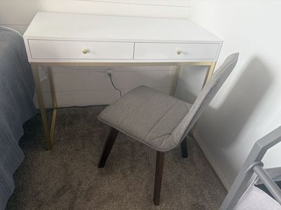 2 Modern White Writing Desk with Gold Base and Drawers and 2 gray chairs