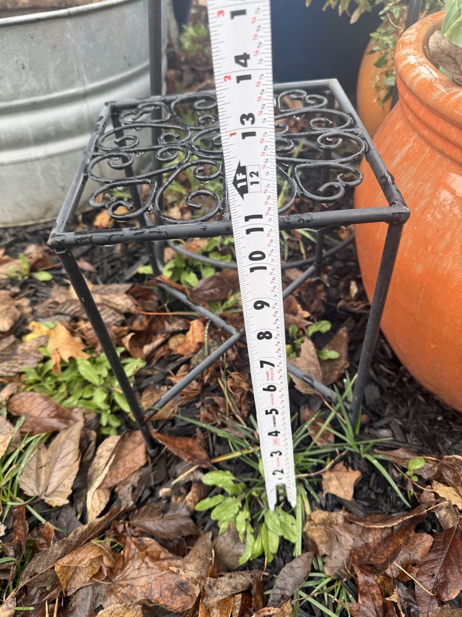 11 Inch Planter Pot Holder