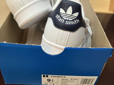 2 different pairs of Adidas sneakers, brand new! M8.5/W9.5